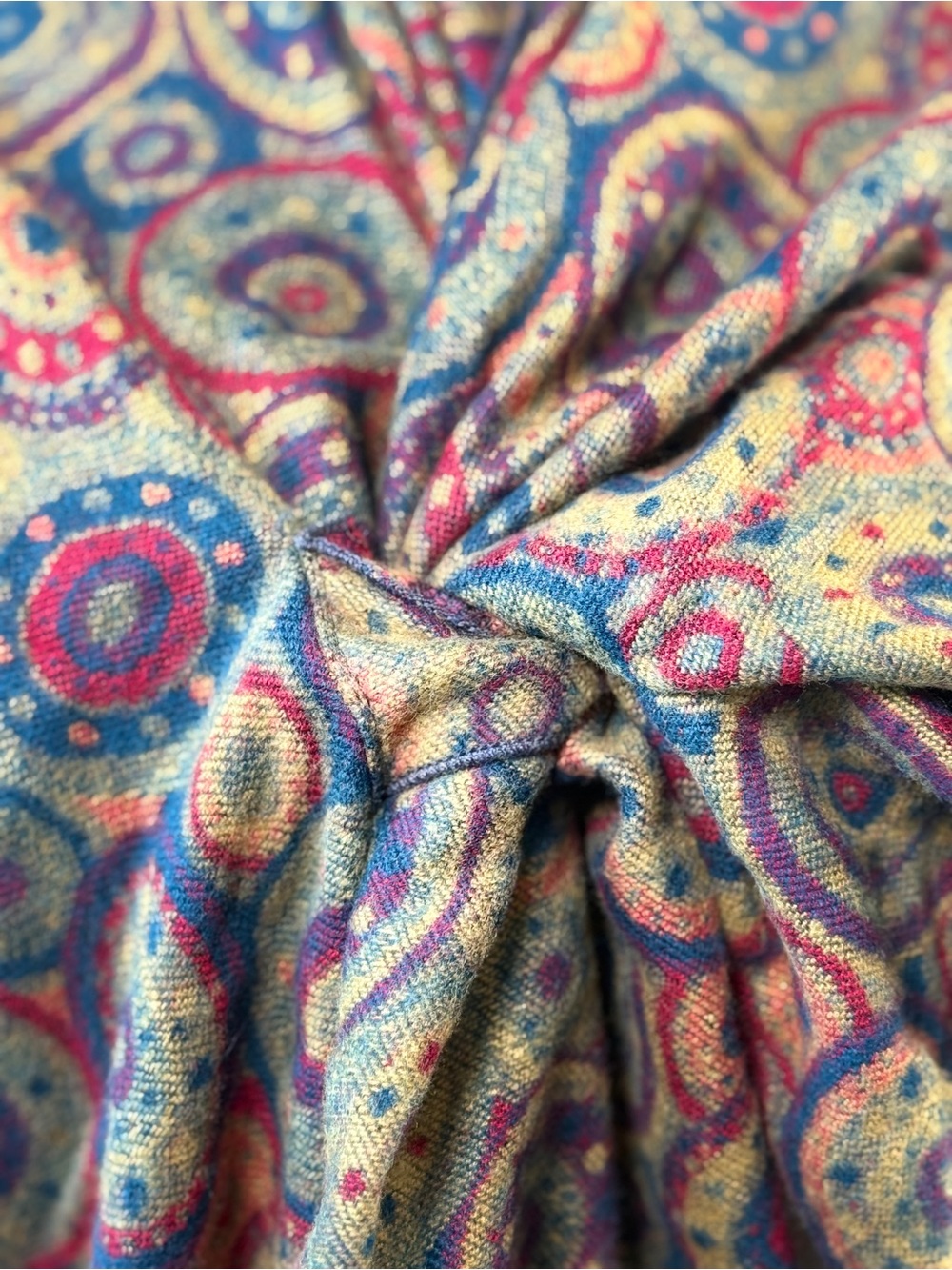 100% Cashmere Reversible Wrap Shawl Scarf Multicolor Circular Print - Picture 2 of 6